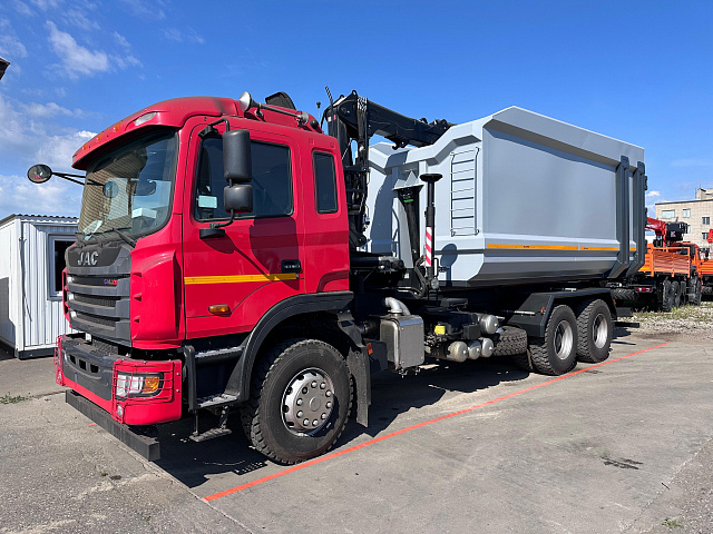 Мощный ломовоз JAC-350 с гидроманипулятором ESSEL